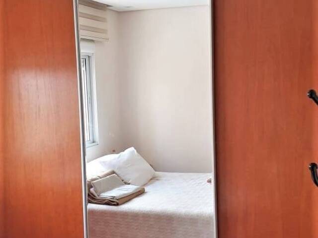 Apartamento para Comprar em São Paulo - 2