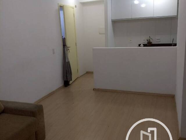 Apartamento para Comprar em São Paulo - 2