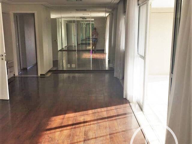Apartamento para Comprar em São Paulo - 2