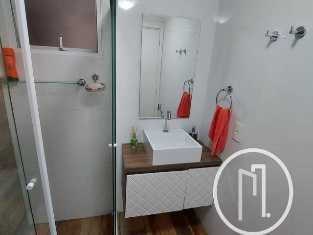 Apartamento para Comprar em São Paulo - 2