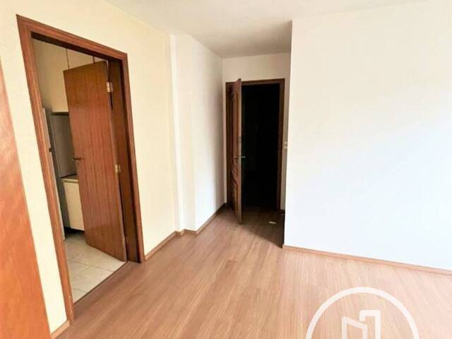 Apartamento para Comprar em São Paulo - 3