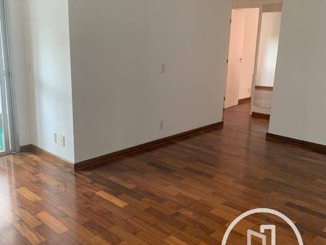 #16K8N9B - Apartamento para Comprar em São Paulo - SP