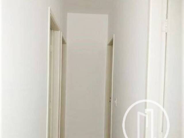 Apartamento para Comprar em São Paulo - 2
