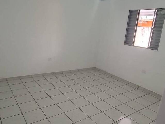 Casa para Comprar em São Paulo - 2