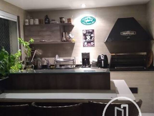 Apartamento para Comprar em São Paulo - 2
