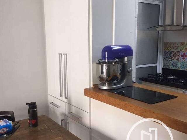 Apartamento para Comprar em São Paulo - 2