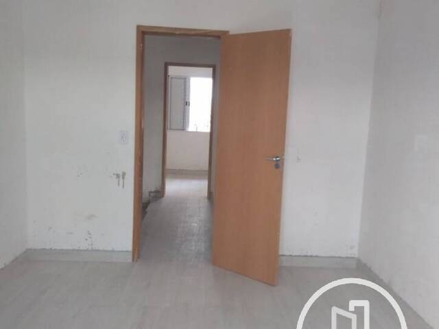 Casa para Comprar em São Paulo - 2