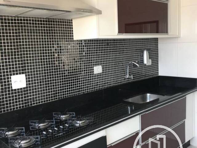 Apartamento para Comprar em São Paulo - 2