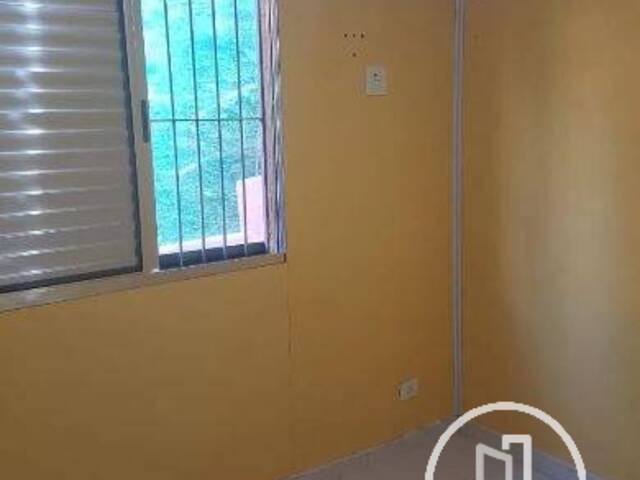 Apartamento para Comprar em São Paulo - 2