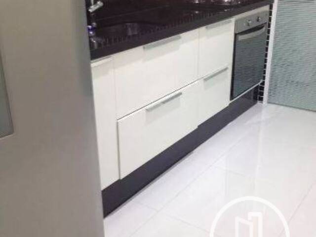 Apartamento para Comprar em São Paulo - 2