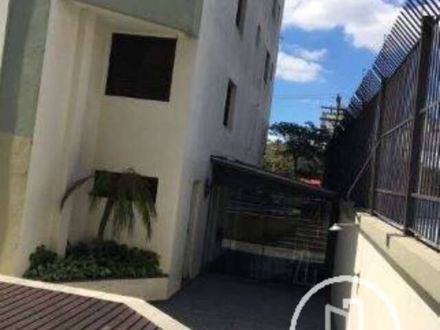 Apartamento para Comprar em São Paulo - 2