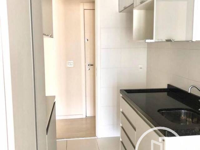 Apartamento para Comprar em São Paulo - 2