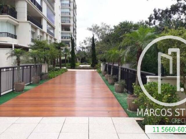 Apartamento para Comprar em São Paulo - 2