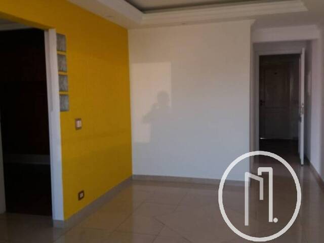 Apartamento para Comprar em São Paulo - 2