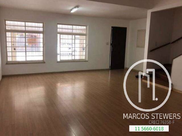 Casa para Comprar em São Paulo - 2