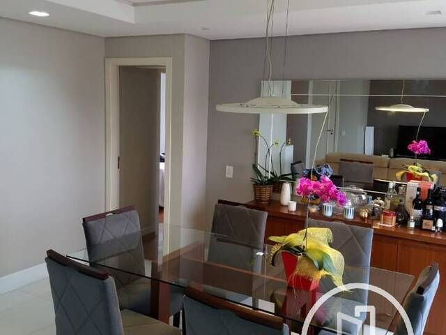 Apartamento para Comprar em São Paulo - 2