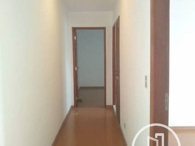 Casa para Comprar em São Paulo - 3