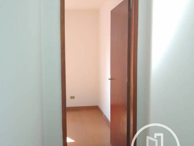 Casa para Comprar em São Paulo - 5