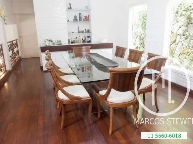 Casa para Comprar em Embu das Artes - 4