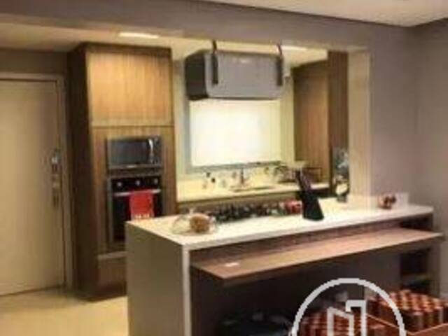 Apartamento para Comprar em São Paulo - 2