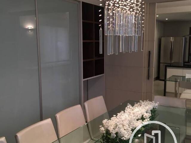 Apartamento para Comprar em São Paulo - 2