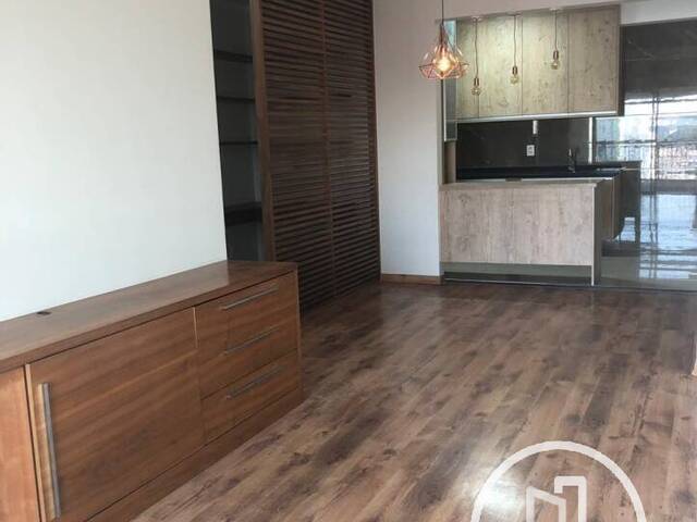 Apartamento para Comprar em São Paulo - 2