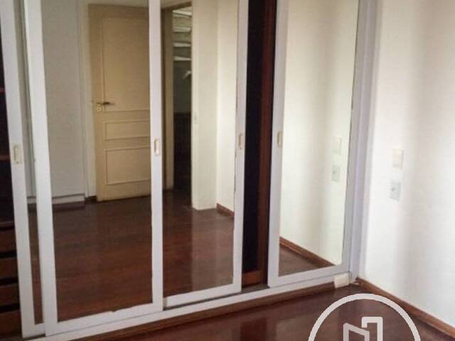 Apartamento para Alugar em São Paulo - 2
