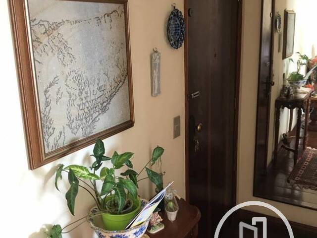 Apartamento para Comprar em São Paulo - 2