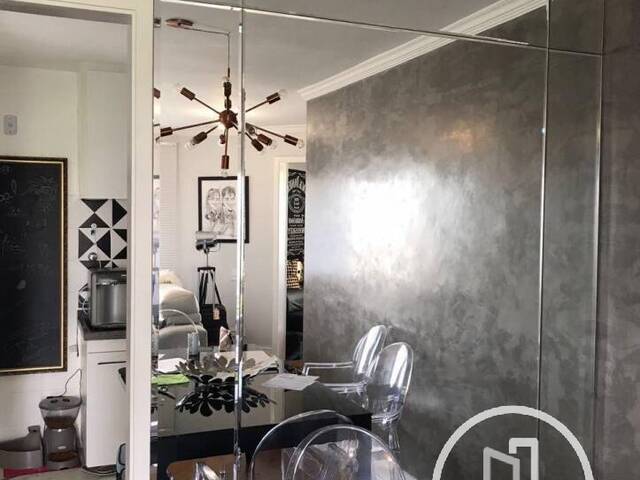 Apartamento para Comprar em São Paulo - 2