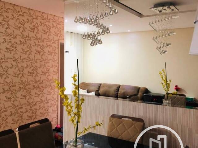 Apartamento para Comprar em São Paulo - 2