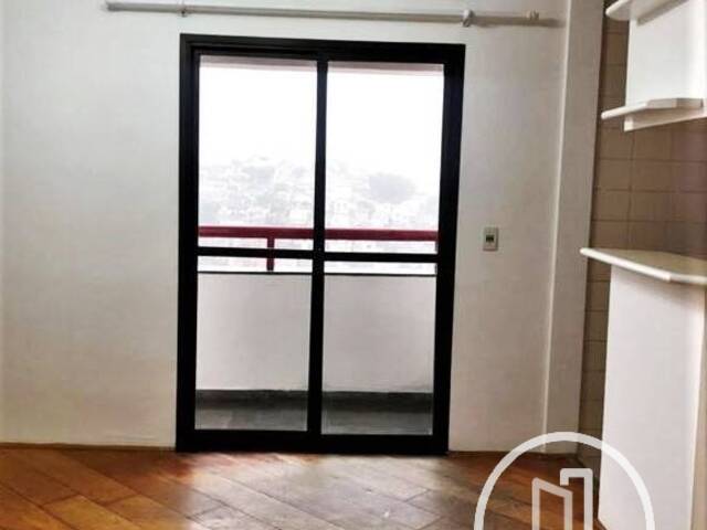 Apartamento para Comprar em São Paulo - 2