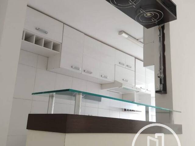 Apartamento para Comprar em São Paulo - 2