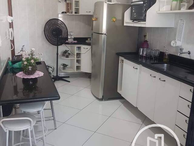 Apartamento para Comprar em Praia Grande - 4
