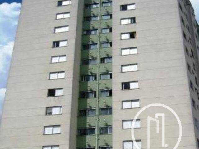 Apartamento para Comprar em São Paulo - 2