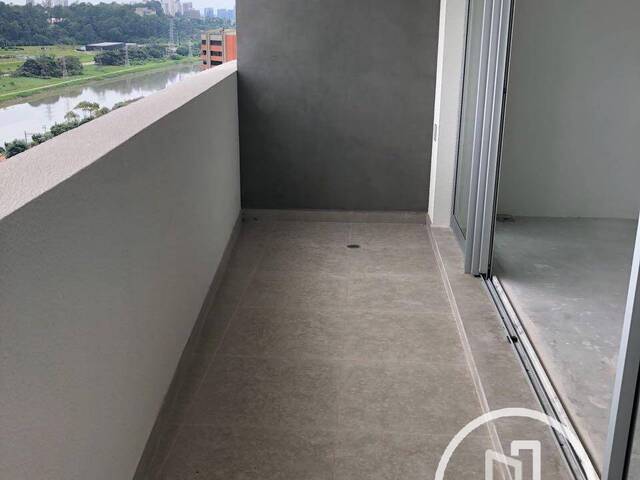 Apartamento para Comprar em São Paulo - 2