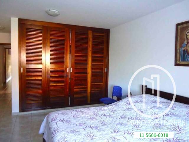 Casa para Comprar em São Paulo - 3