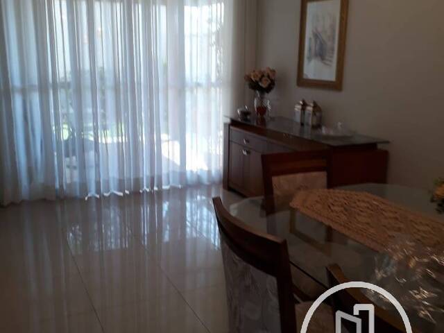Casa para Comprar em Atibaia - 5