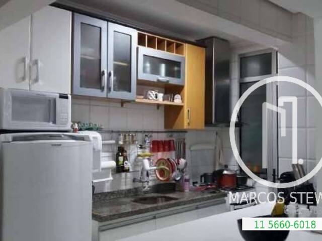 Apartamento para Comprar em São Paulo - 2