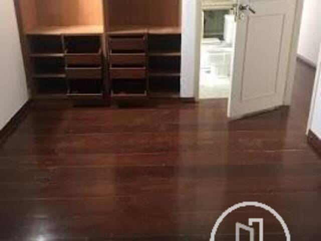 Apartamento para Comprar em São Paulo - 2