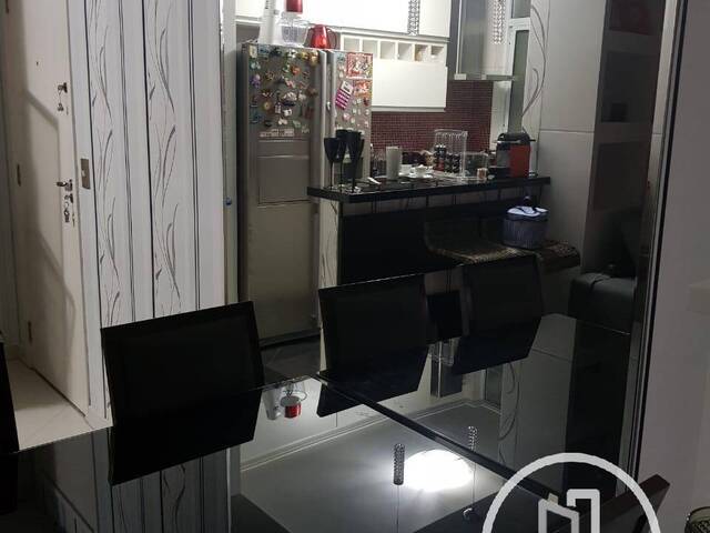 Apartamento para Comprar em São Paulo - 2
