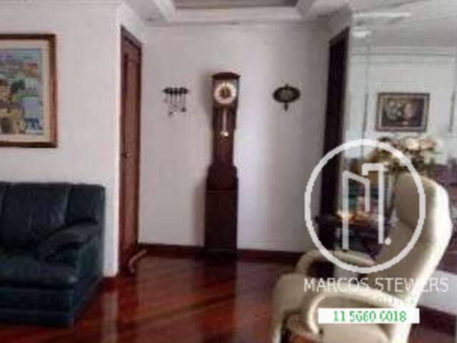 Apartamento para Comprar em São Paulo - 2