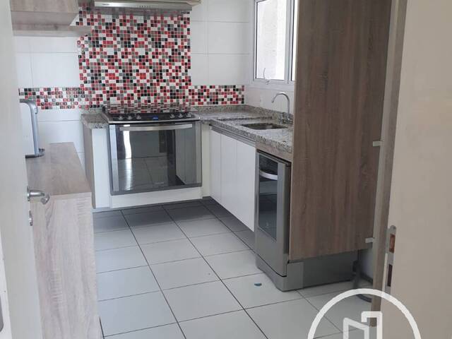 Apartamento para Comprar em São Paulo - 2