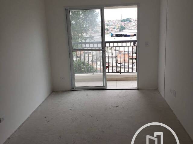 Apartamento para Comprar em São Paulo - 3