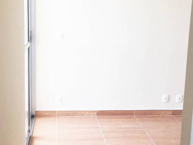 Apartamento para Comprar em São Paulo - 2