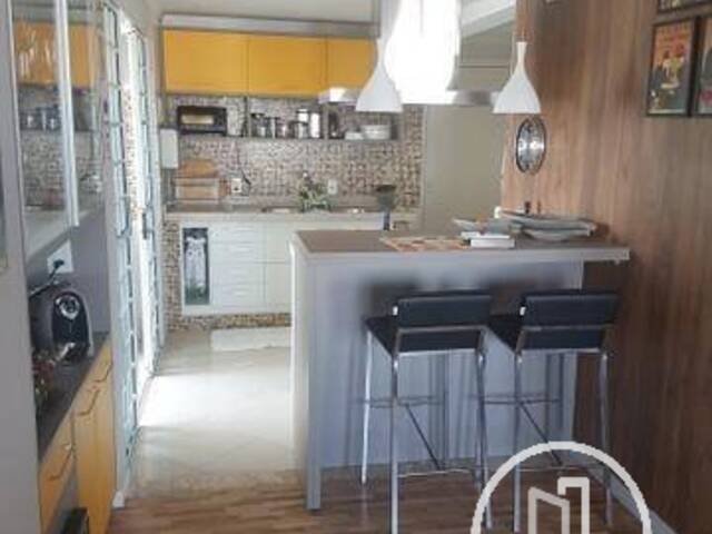 Apartamento para Comprar em São Paulo - 2