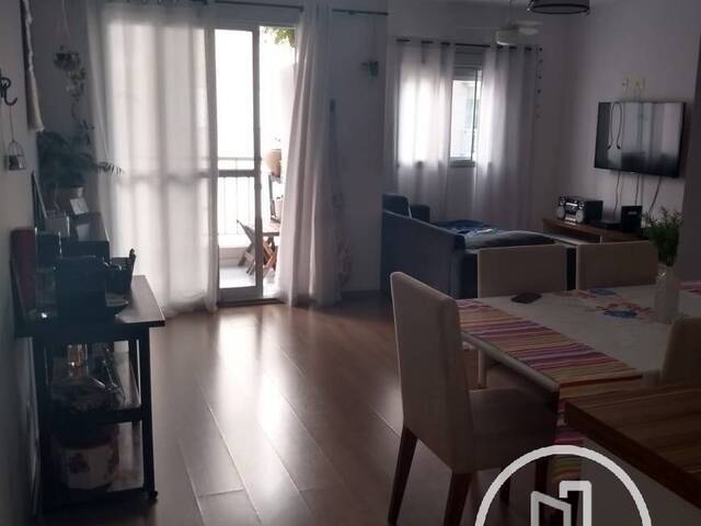 Apartamento para Comprar em São Paulo - 2