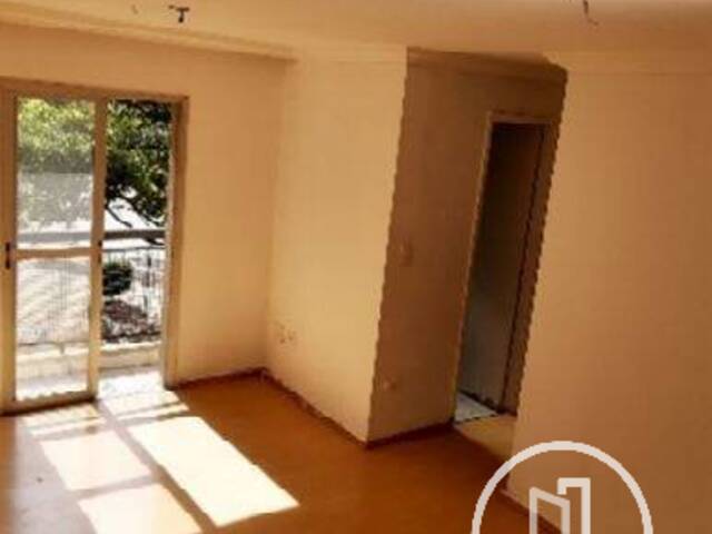 Apartamento para Comprar em São Paulo - 2