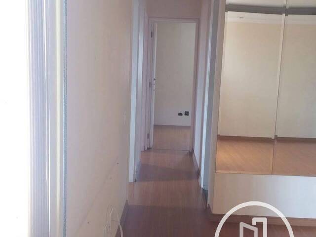 Apartamento para Comprar em São Paulo - 2