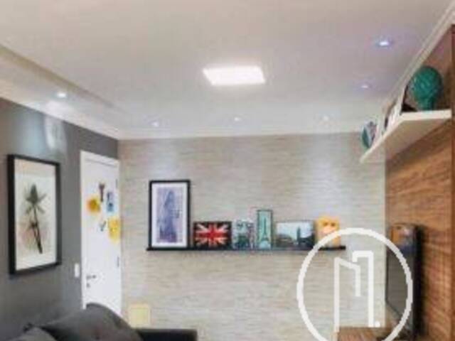 Apartamento para Comprar em São Paulo - 2