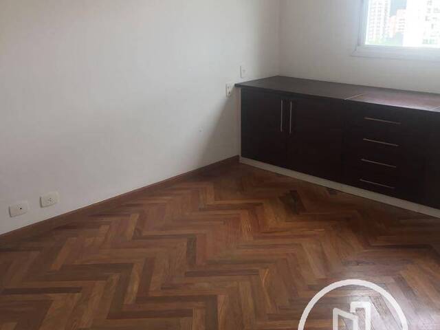 Apartamento para Comprar em São Paulo - 4